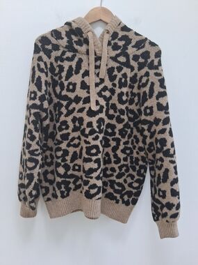 LOFT Leopard Print Hooded Knit Pullover  Sweater Tan Black Size Large Cozy Chic